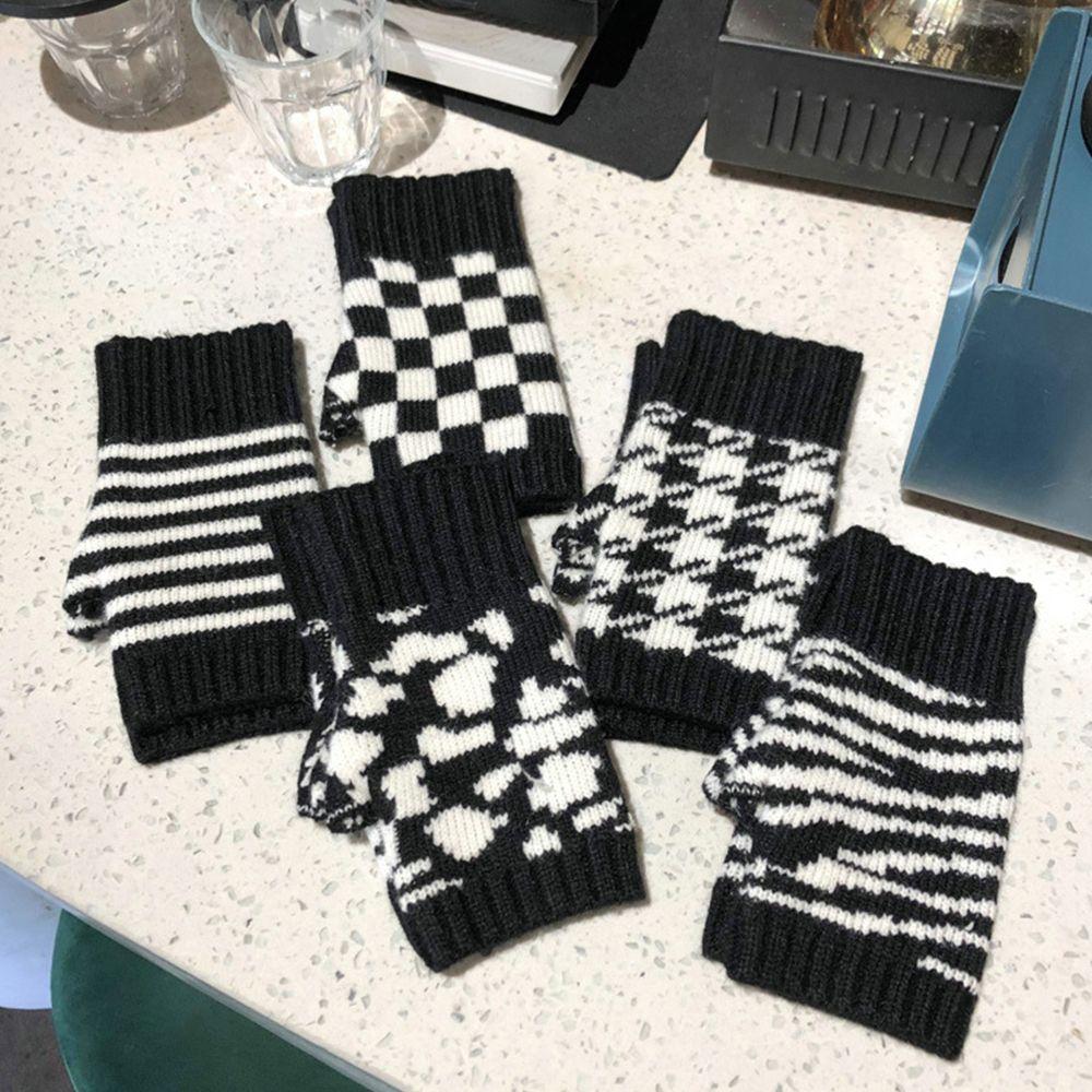 

Winter And Autumn Stripe Adult Knitting Half Fingers Gloves Women Gloves Korean Style Mittens dot