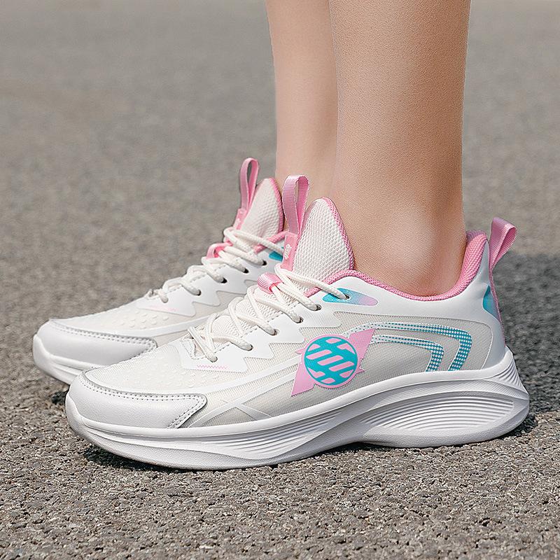 2025 spring and summer new Korean version thick-soled breathable running shoes mesh sports shoes light and comfortable casual shoes