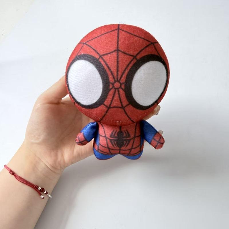 Nouveau Mignon Spiderman Deadpool Porte-clés Peluche Mignon Super-héros Poupée en Peluche Figure Douce Décoration de Bureau Maison Cadeau Collectionnable pour Fans de Films BD Marvel