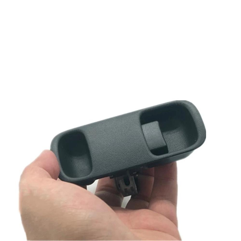 MR402499 For Mitsubishi Montero Pajero V73 V75 V77 2000-06 Glove Box Lock Black