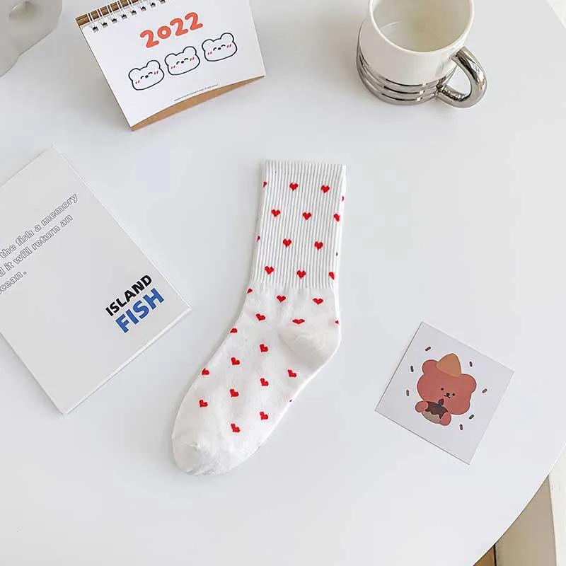 

Шкарпетки з вишивкою Love, жіночі спортивні короткі шкарпетки з чистої бавовни, білі, чорні, подарунок для дівчат, жіночі Harajuku Kawaii One Size червоний