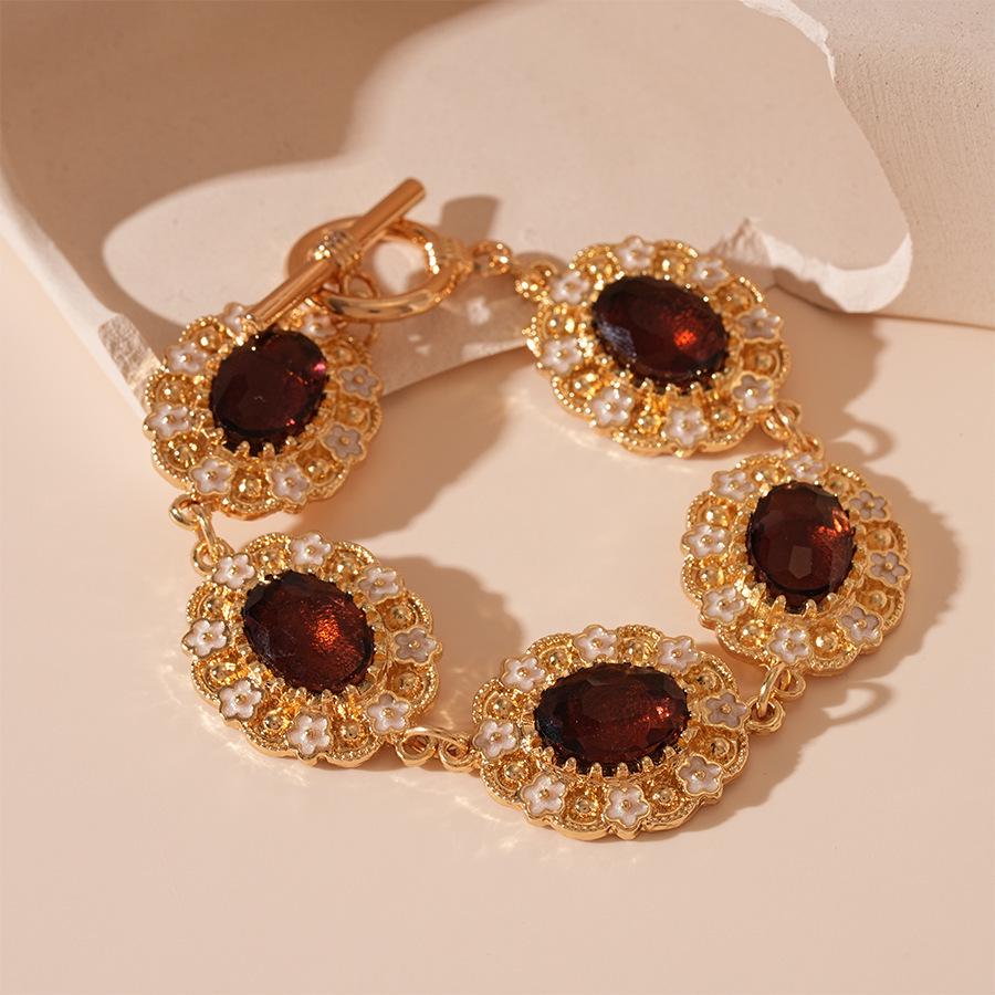 

Сережки та намисто зі стразами з полімерної смоли в середньовічному стилі: Високоякісна модна біжутерія для жінок