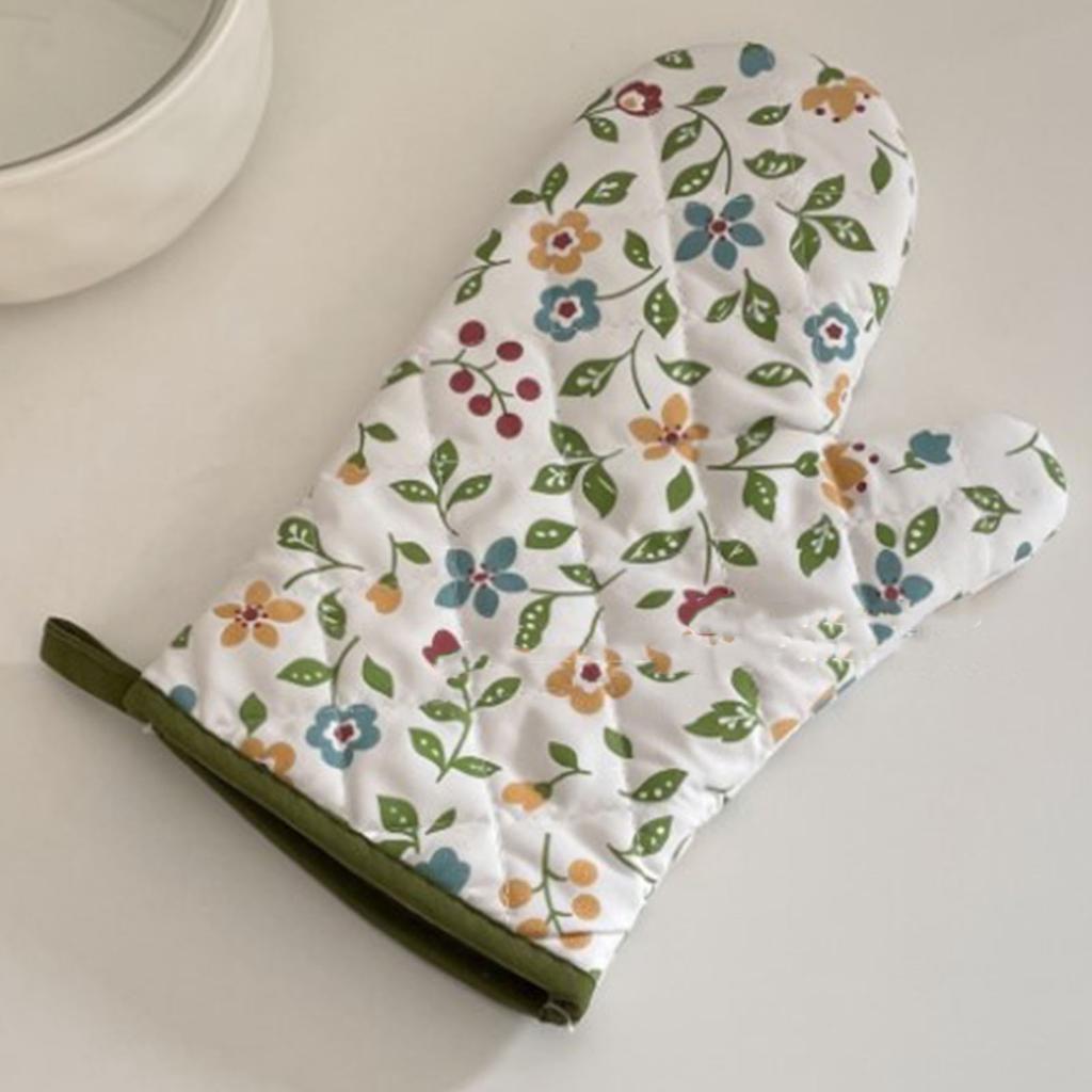 1 Pair Oven Gloves Non Slip Flower Grass Pattern Heat Resistant Microwave Mitts for Cooking Kitchen