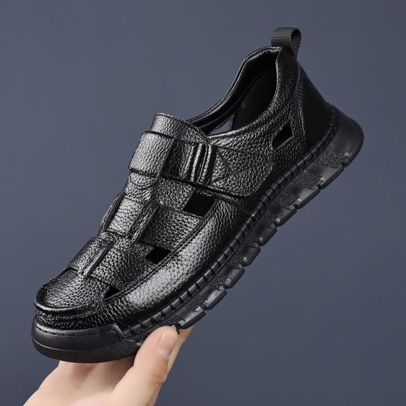 Fashion Solid Color Leather Sandals for Men Summer New Designer Fashion Casual Beach Shoes Male Outdoor Hallow Breathable Sandals Man