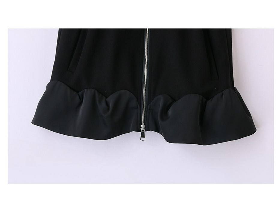 Spring 2025 Fashionable Two-Piece Set: Round Neck Vest & Mid-Length Waist-Hugging Skirt Dress