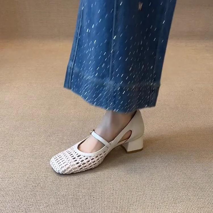 Soft leather version~ New versatile thick-heeled sandals women's woven hollow one-word with square head versatile casual fashion shoes