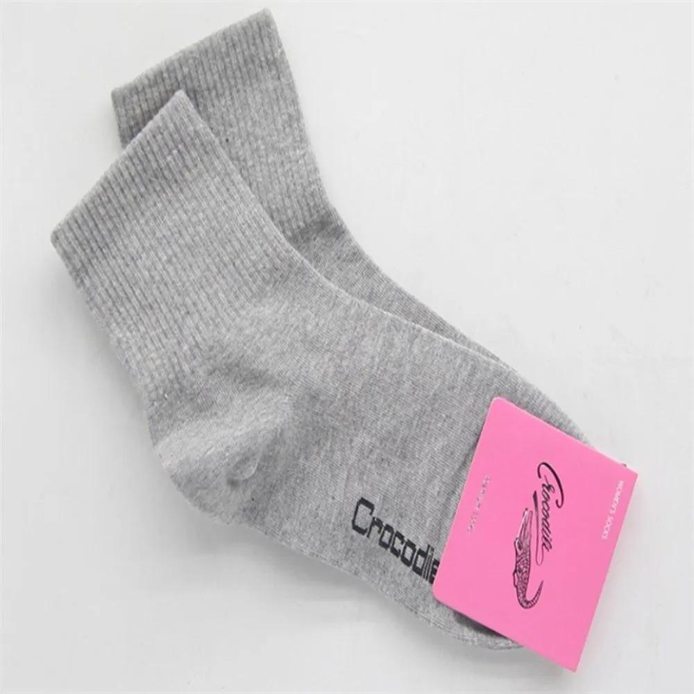Everthams Crocodile Women s Mid-calf Socks Grey 3P Women s Socks 245 Women s Black Socks Women s Gray Socks