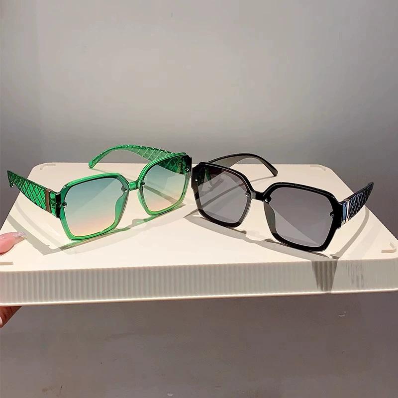 Classic Rivet Vintage Square Sunglasses Women For Men Luxury Brand Designer Trendy Punk Shades Rhombus Eyewear Sun Glasses UV400