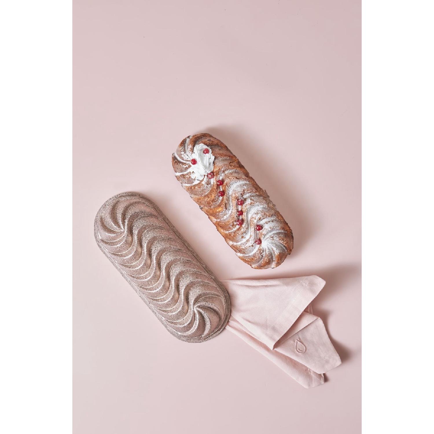 

Форма для торта Boucle Baton Rosegold сірий колір