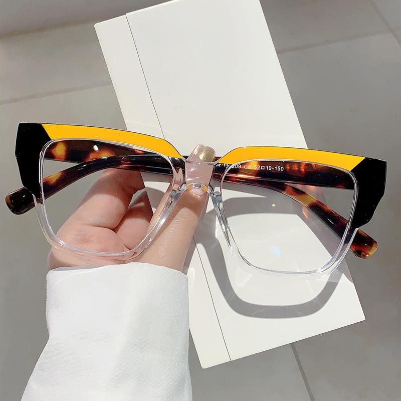 Oversized Eyeglasses Frames Stylish New in Multicolor Spectacles Trendy Fashion Non-prescription Women Eyeglasses