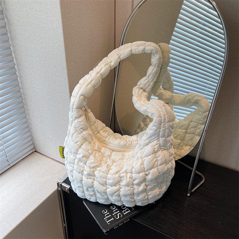 Folded Bubble Bag Women's New Fashion Versatile Casual Shoulder Bag Large Capacity Messenger Dumpling Bag