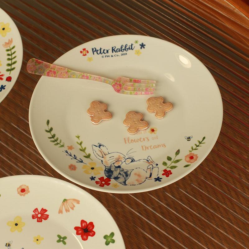 

Cartoon Rabbit Ceramic Plate, Cute Floral Flat Plate, Fruit Dinner Plates, Kitchen Plates Sets, Christmas Gift Decorative Dishes 20.5cm x 2cm