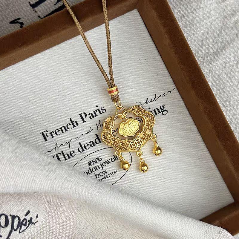 Gold Sand Filigree Ruyi Peace Lock Pendant Necklace - Women's Simulated Gold Accessory