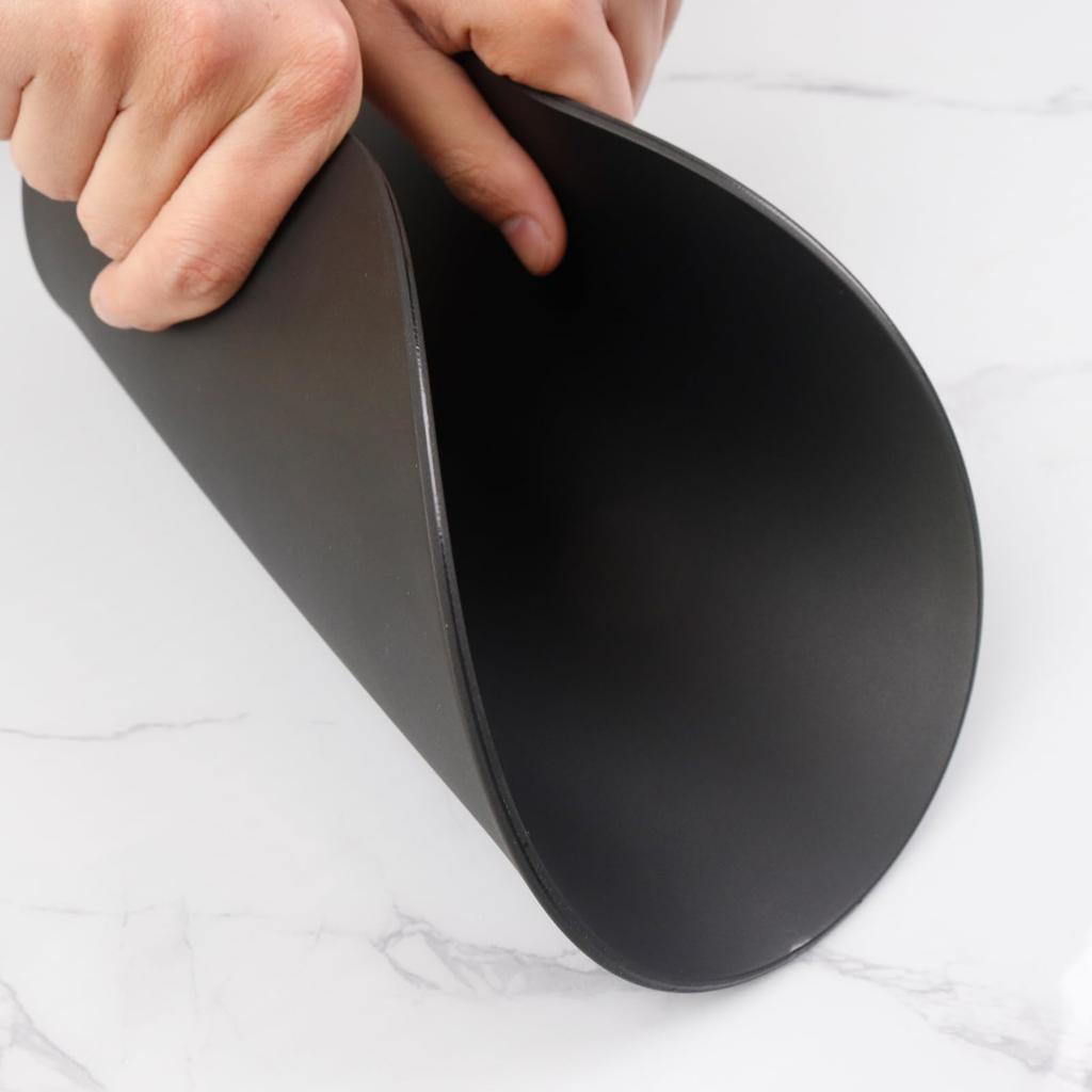 MUAMUA Cutting Board, Dishwasher Safe, Premium Heat-Resistant Elastomer, Black, Antibacterial, Round, Soft, Set of 3 (29 X 35cm / 26 X 30cm / 24 X 21.