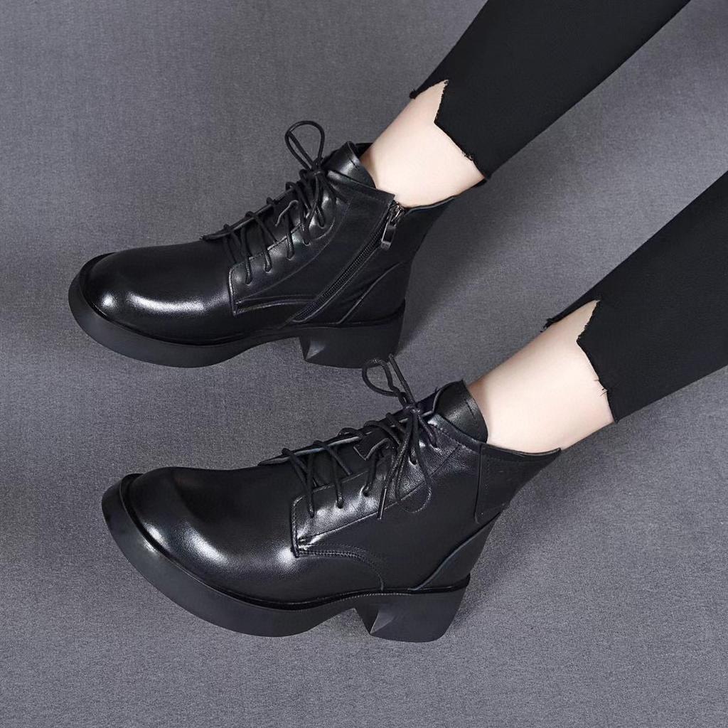 Leather boots women's new first-layer cowhide Martin boots round head lace-up flat boots short boots comfortable locomotive boots