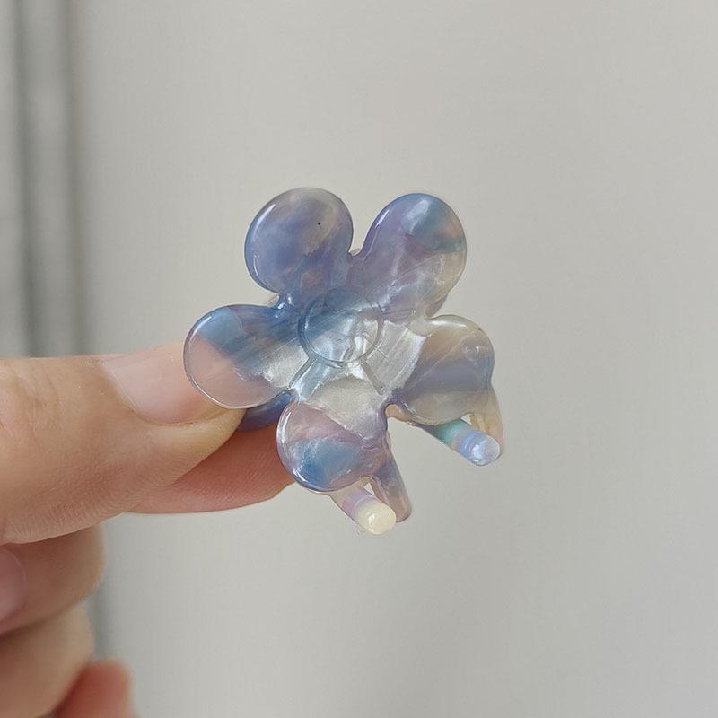 Heart-Shaped High-End Leopard Print Hair Claw Clip for Women - Small Acetate Temperament Ponytail Accessory