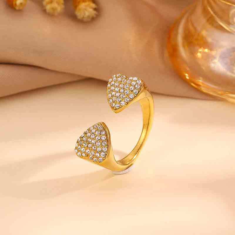 Fashionable Luxury Open Ring - Women s Heart-shaped Ring Set with Zirconia - Unique and High-end Style Finger Ring with Open Design