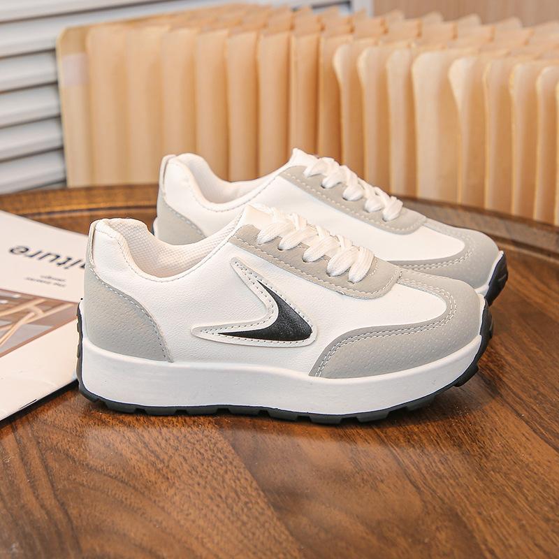 Spring and Autumn new children's casual versatile lace-up children's board shoes soft sole non-slip breathable sports shoes