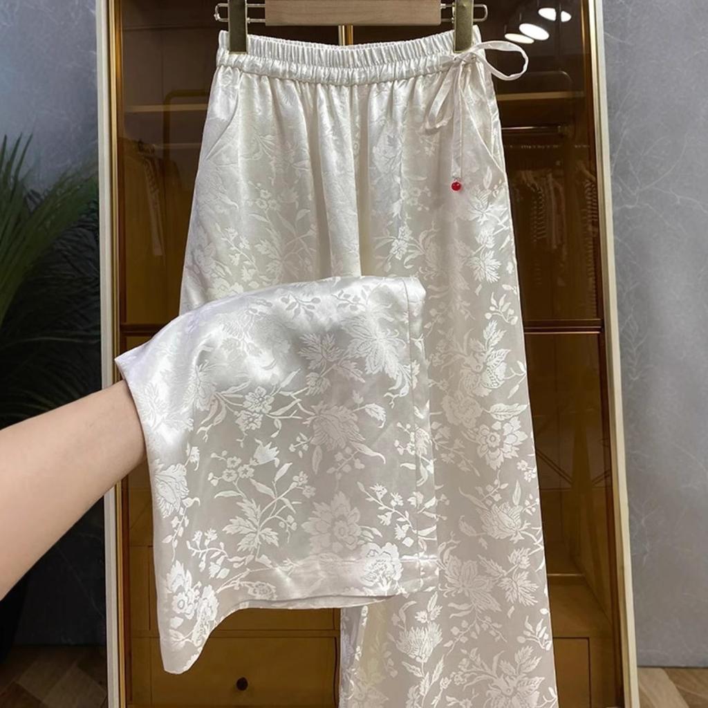 New Chinese Style Velvet Pants for Women In Springtime New Soft and Baggy Draping Narrow Version Straight Wide-leg Casual Pants