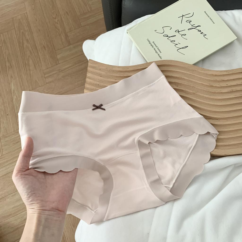 Women's Spring and Autumn Simple Color Collision 10A Antibacterial Extended Crotch Waist Non Trace Briefs