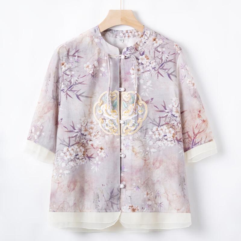 Middle-Aged Women's Stylish Chinese Summer Outfits