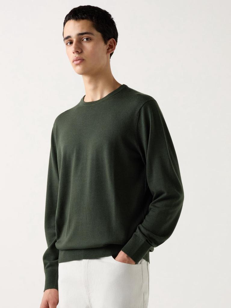 Uniqlo Japan Extra Fine Merino Crew Neck Sweater  Long Sleeve 