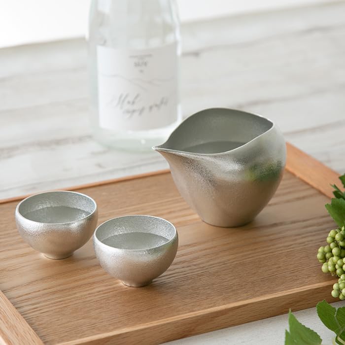 [Nousaku Red Cotton Ribbon and Washi Paper Wrapping] Sake Pitcher - Madoka & Sake Cup - Madoka (Set of 2)
