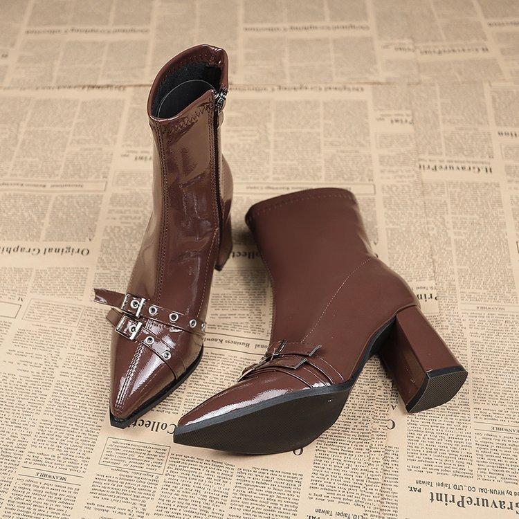 

European and American zipper 2025 autumn and winter retro belt buckle versatile new pointed thin short British Martin short boots 42