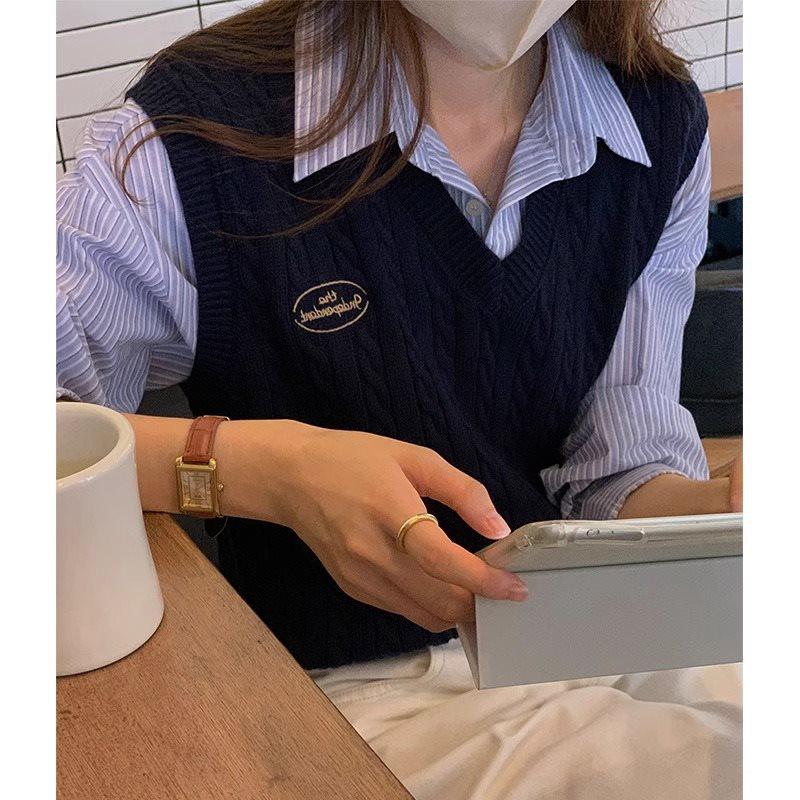 

Жіночий ретро жилет без рукавів, в язаний гачком, з V-подібним вирізом у коледжному стилі для ранньої весни 2025 XL (115-125 jin)