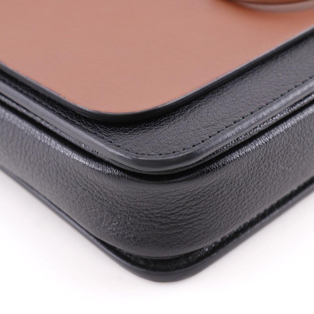 Burberry D-Ring Umhängetasche Farbe Braun / Schwarz Kalbsleder Damen Gebraucht
