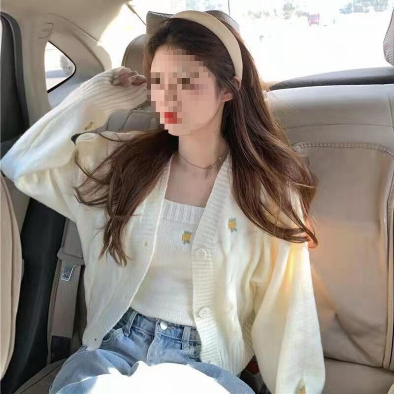 Gentle Wind Sunscreen Women's Spring Korean Milk Sweet Short Cardigan with Suspenders and Small Vest Two-piece Set