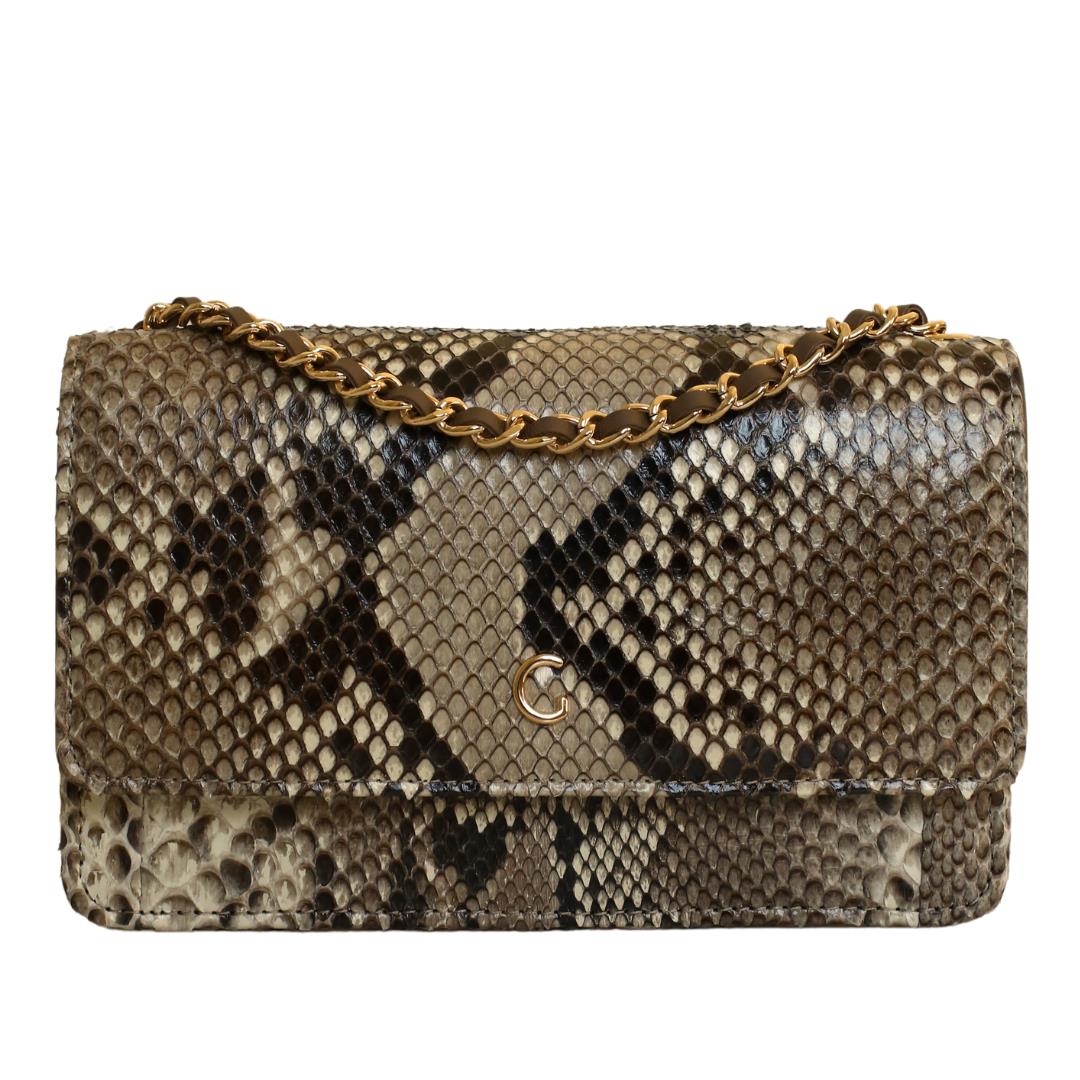 

Модель женской сумки из натуральной кожи ограниченного выпуска