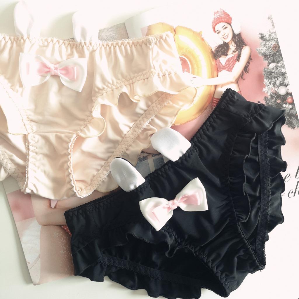 Søte Anime Kaninører Dame Truser i Is-silke - Komfortable og Pustende Undertøy i Japansk Stil