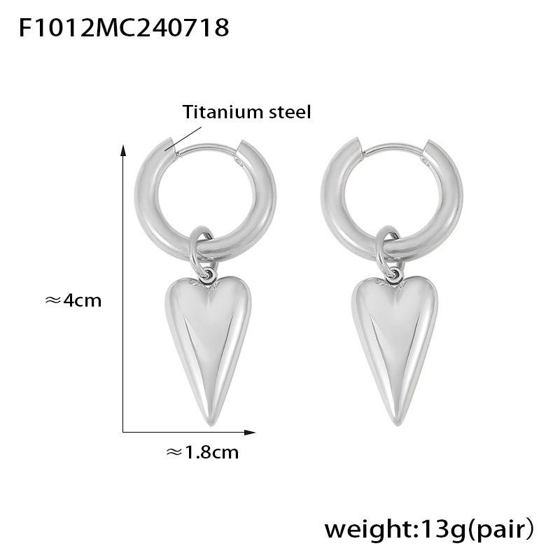 Heart Buckle Earrings: Retro 18k Gold-Plated Titanium Steel Design for Women