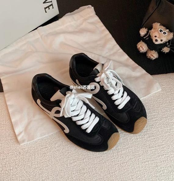 Grape Mother of the Same Style, Wang Yibo of the Same Style Asymmetrical Large Toe Toe Lace-up Casual Style Forrest Gump Training Shoes Women's Leathe