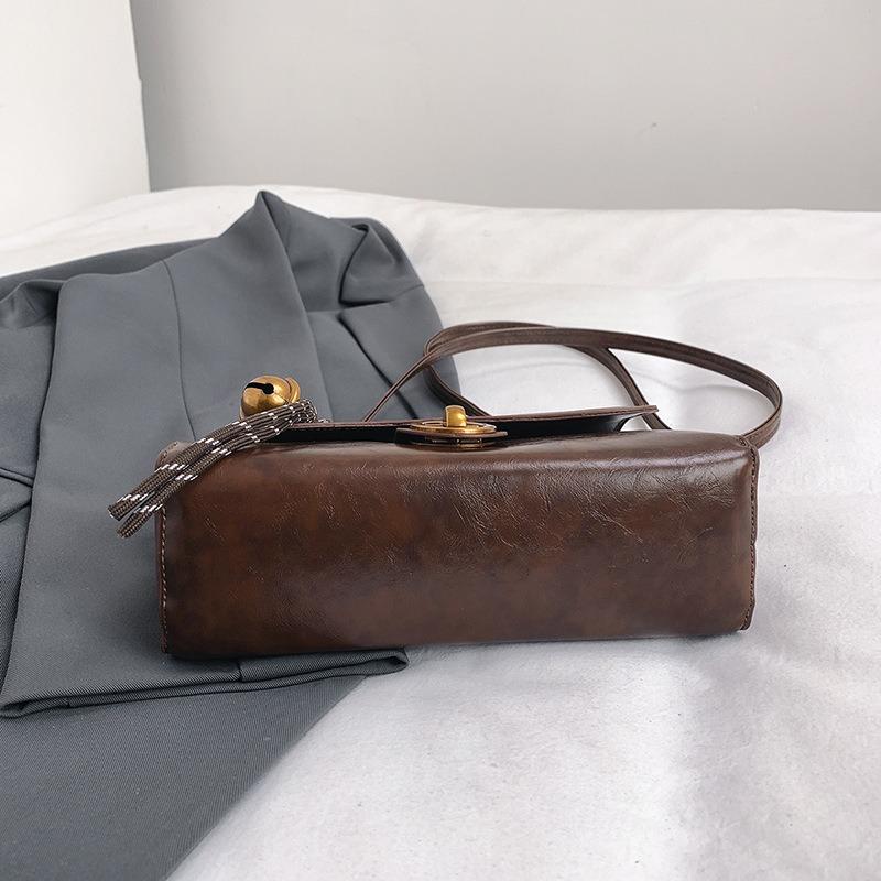 Autumn and Winter Portable Commuter Bag Women, New Trendy Retro Small Square Bag Versatile Multi-functional Shoulder Messenger Bag