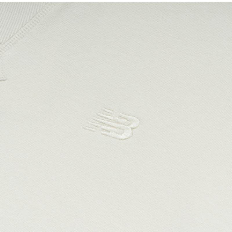 New Balance Damen Essential Sweatshirt mit kleinem Logo Nbncf1v212 35