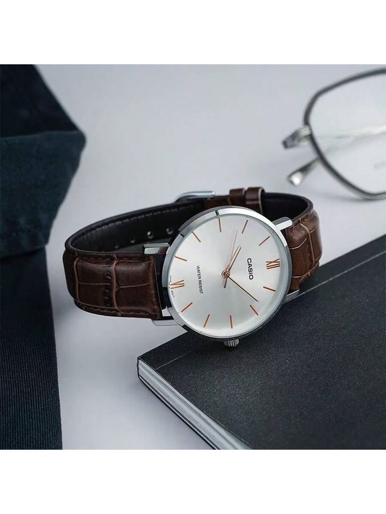 Casio Men's Minimalist Wristwatch - Silver Dial, Blue Numeral Markers, Leather Strap, Pointer Design, Elegant and Versatile, -7B1/-7B2 MTP-VT01L