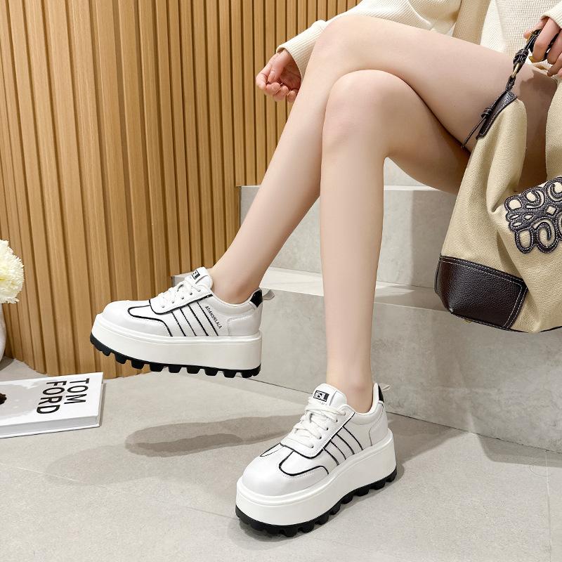 Little White Shoes Platform Heightening Women's 2025 New Retro Casual Fashion Sports Comfortable Female Student Dad Board Shoes