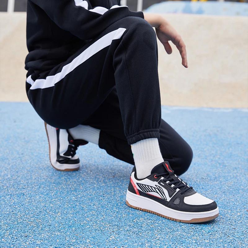 LiNing Youth Casual Durable Breathable Lightweight Low-Top Skate Shoes Kids Sneakers Black White YKCS096-1