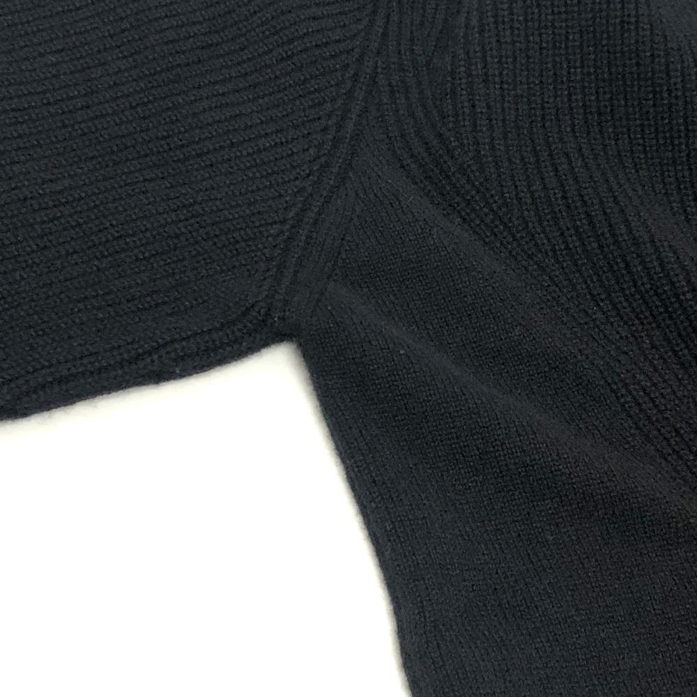 Hermes Série knoflíků Pletený kardigan Dlouhý rukáv Výstřih do V