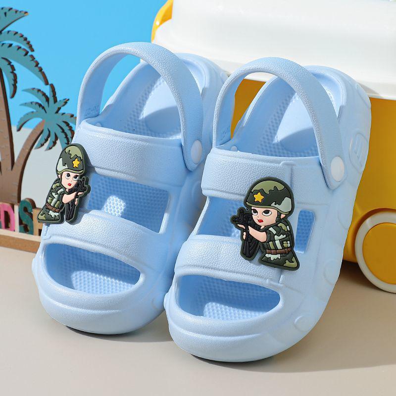 Kids' Military Style EVA Slippers: Boys' Summer Anti-slip, Anti-collision Indoor Sandals for Bathroom and Shower.