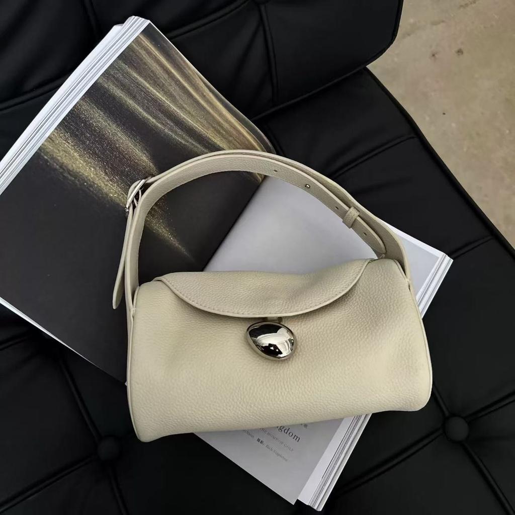 Commuter Handheld Shoulder Bag