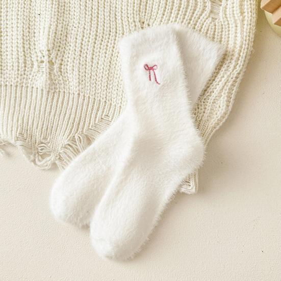 Women Fuzzy Socks Cute Embroidered Bow Knot Thick Socks Fluffy Warm Cozy Socks for Girls Winter Home Indoor Lounging Sleeping