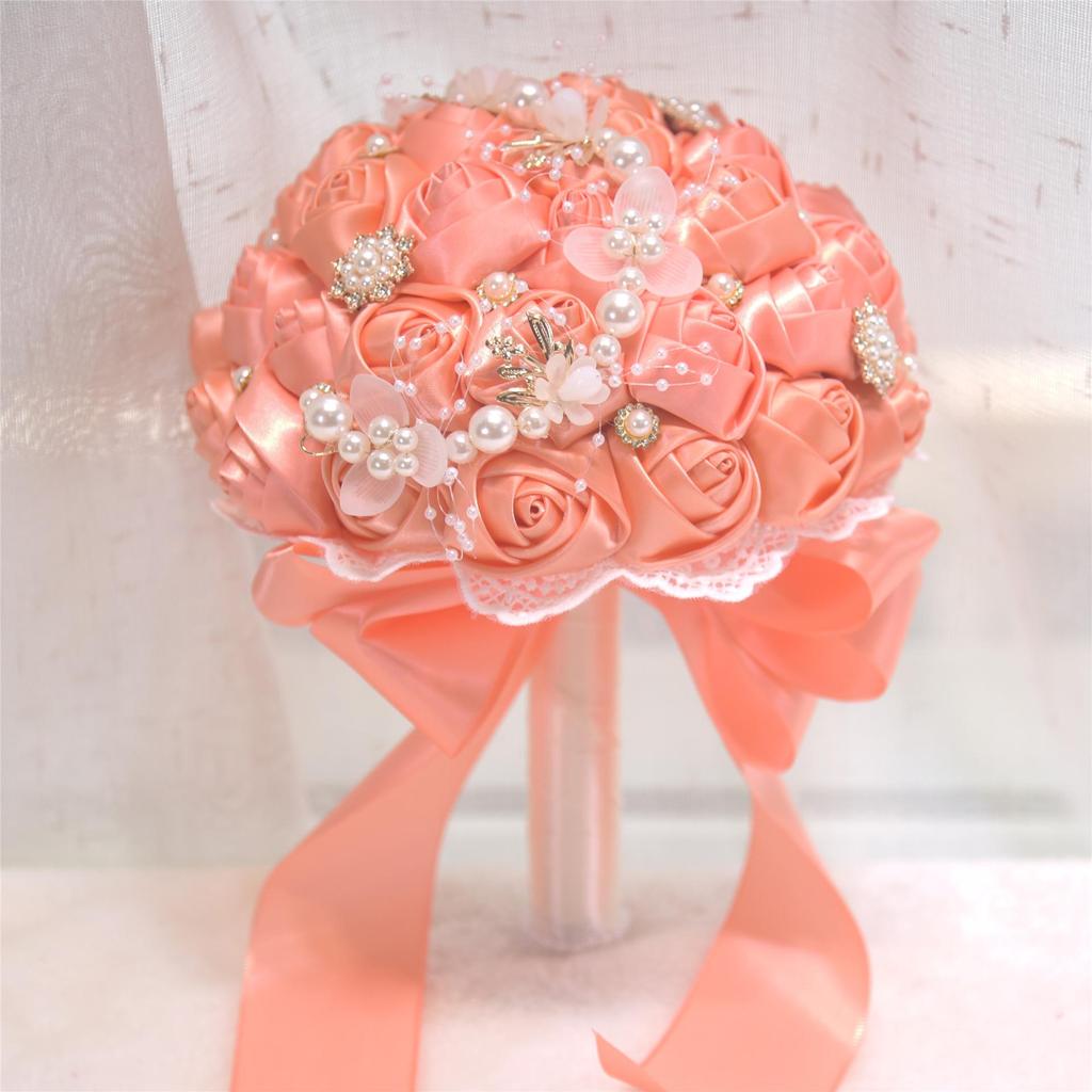 Forest Style Handheld Bridal Bouquet for Wedding Photos and Marriage Registration