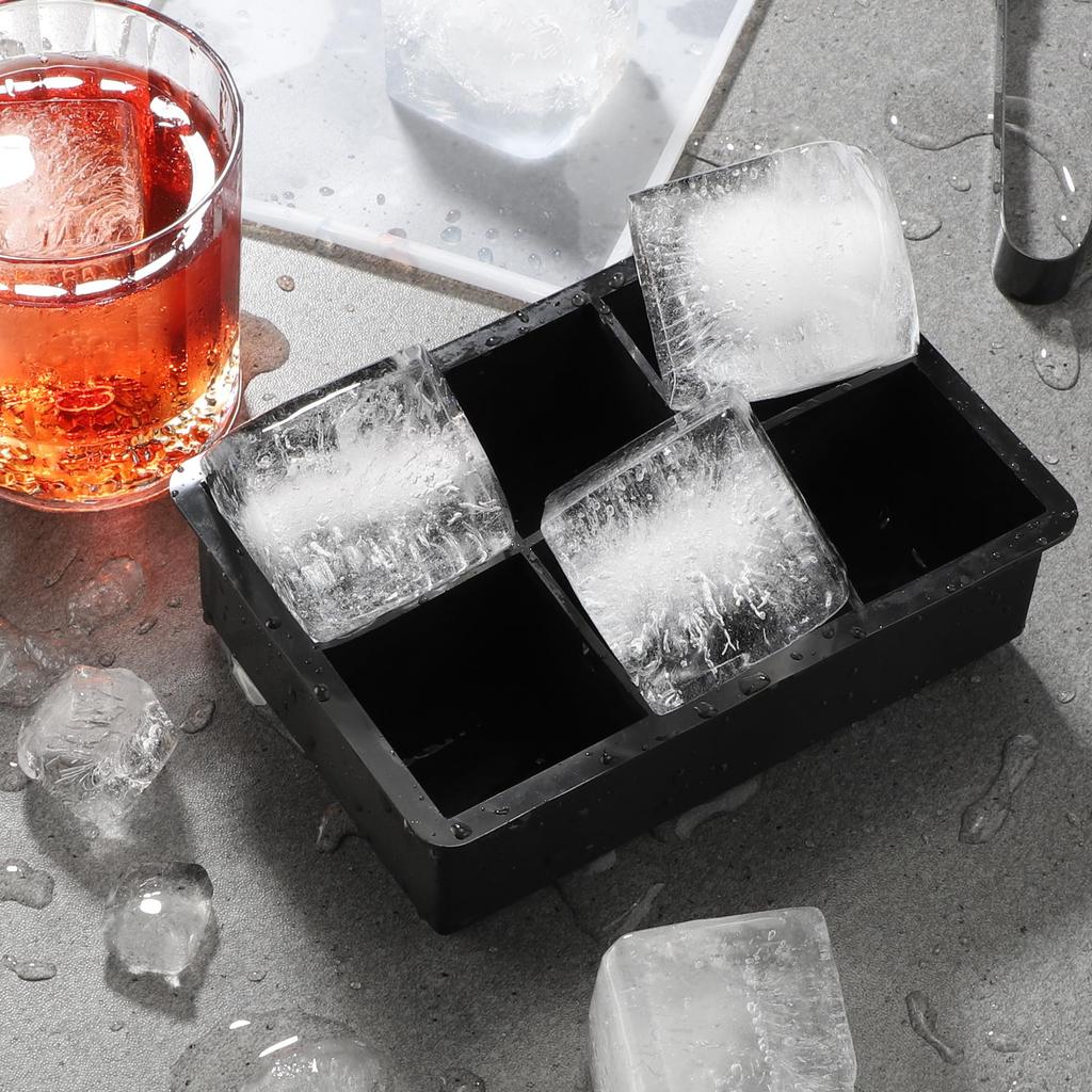 Silicone Ice Maker, Odorless, with Lid and Ice Tongs, Holds 6 Large Square Ice Pieces, 5x5x5cm Ice Cubes
