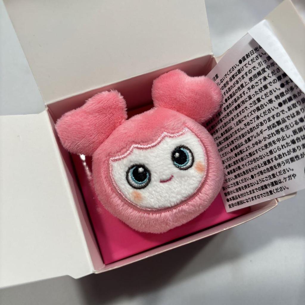 [USED] TWICE Momo Mobley Plush Ring Live Goods Trading Card ENEMY