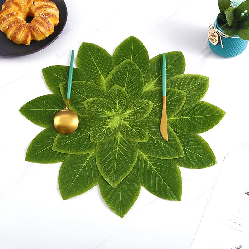 Green Leaves Shape Heat Resistant Table Mat Washable Heat Insulation Dining Mats