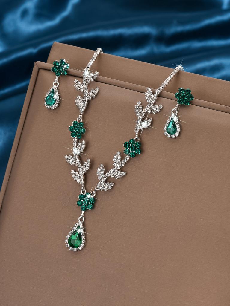 BLINGBAY Damen-Schmuckset, süß, romantisch, für Hochzeiten, trendige Accessoires, lässig, Strasssteine, elegantes Halsketten-/Ohrring-Set, Blumenschmuck für Damen, Geschenk