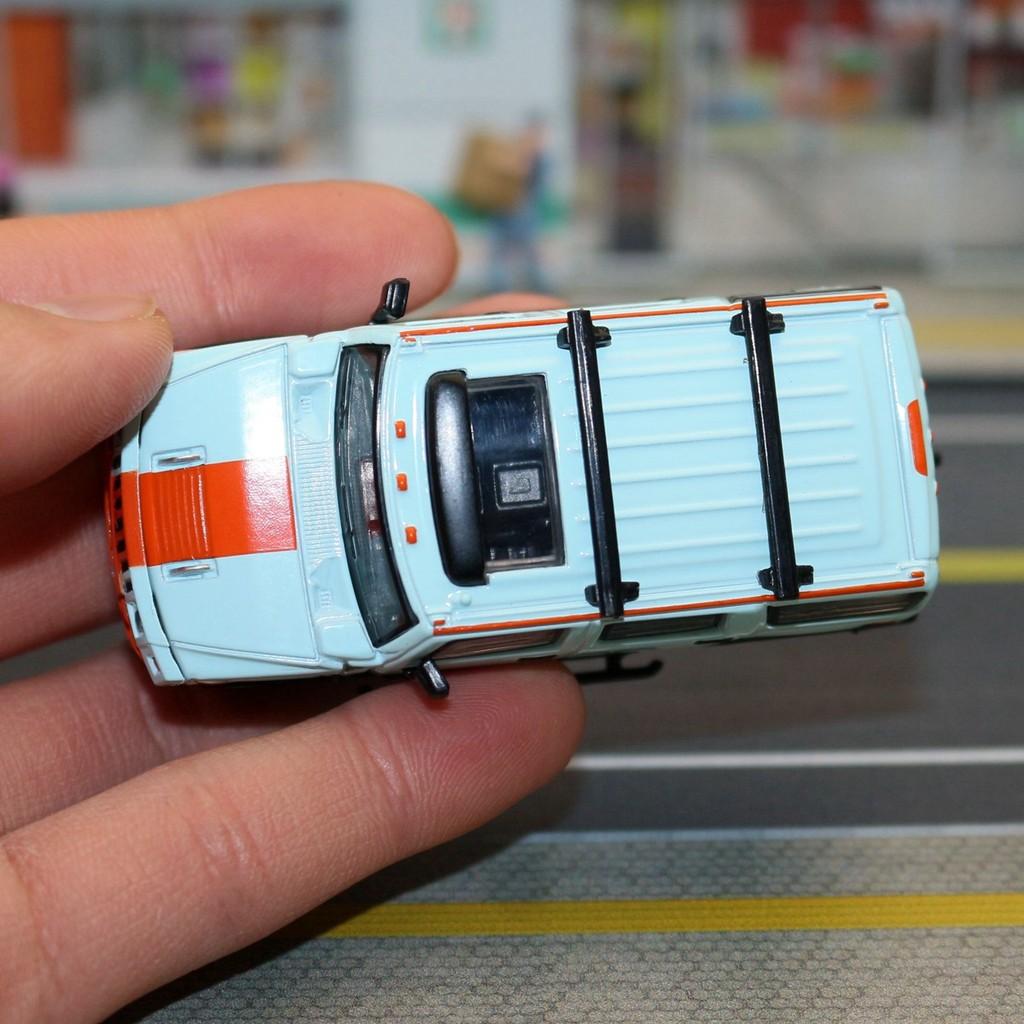 H2 Car Metal Model Toy With Vibration Absorption For Gift Display And
